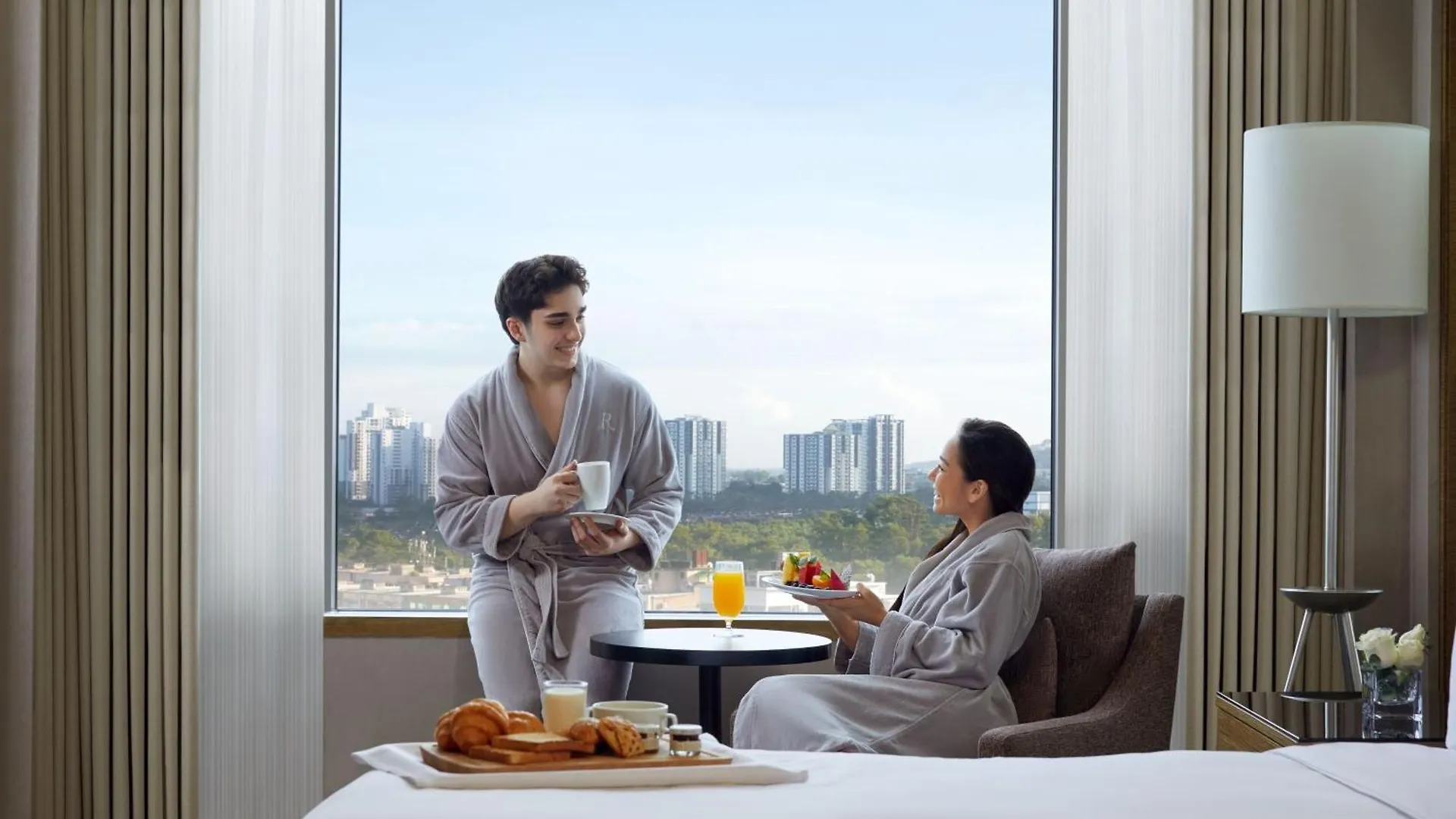 Renaissance Johor Bahru Hotel 5*,  Malaysia